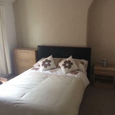 21 Thomas Street Apartment Taunton Bagian luar foto