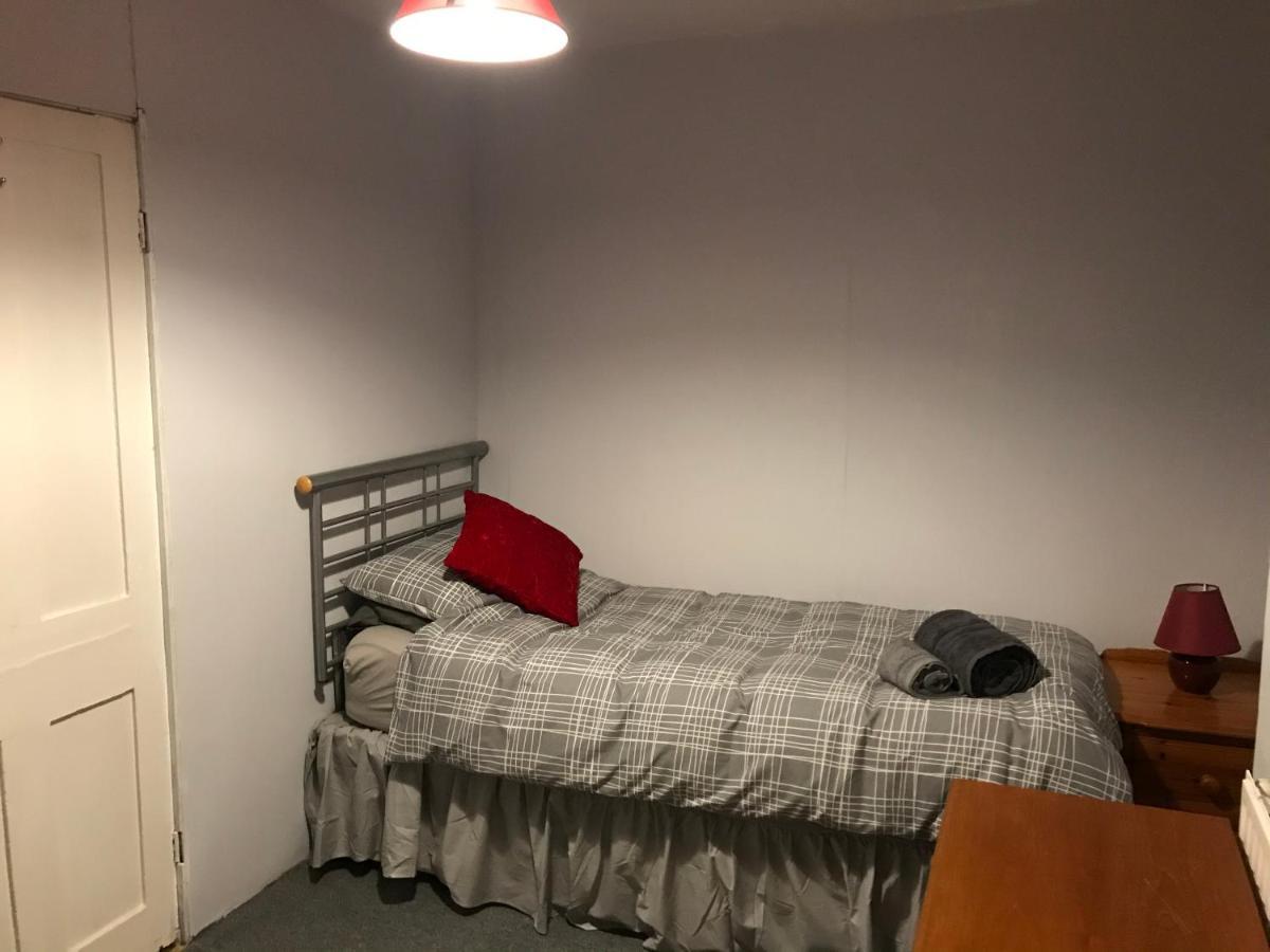 21 Thomas Street Apartment Taunton Bagian luar foto