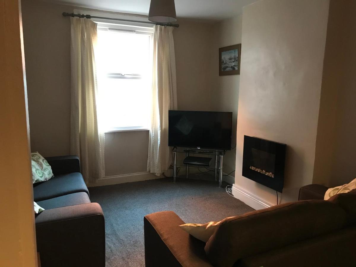 21 Thomas Street Apartment Taunton Bagian luar foto